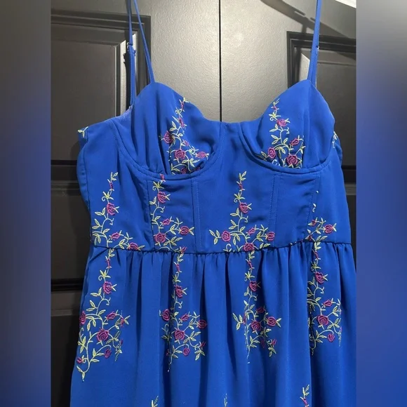 Betsey Johnson Floral Sweetheart Bustier Tiered Midi Dress - Picture 5 of 8